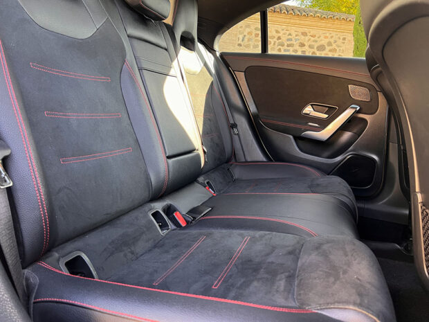 MERCEDES-BENZ CLA 200 D DCT - Imagen 14