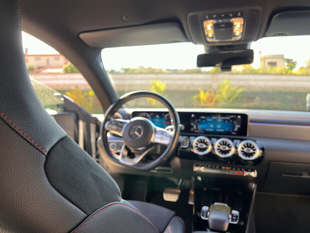 MERCEDES-BENZ CLA 200 D DCT - Imagen 9