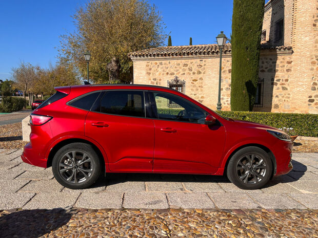 FORD Kuga ST Line X 2.0 EcoBlue MHEV - Imagen 9