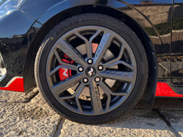 HYUNDAI i20 N 1.6T - Imagen 8