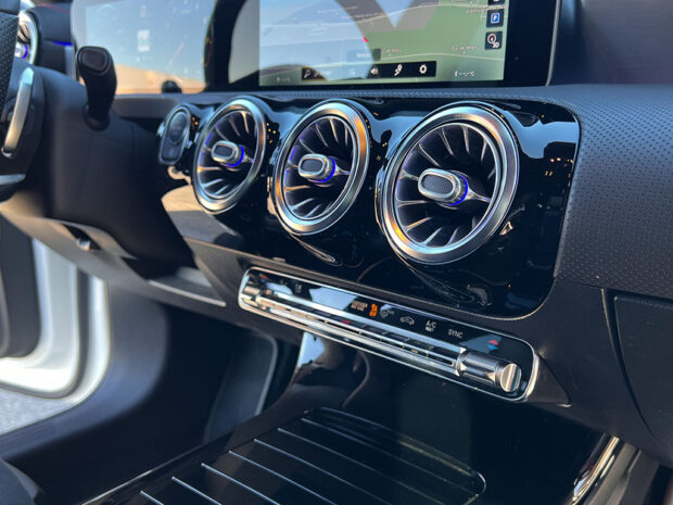 MERCEDES-BENZ CLA 200 Shooting Brake - Imagen 15