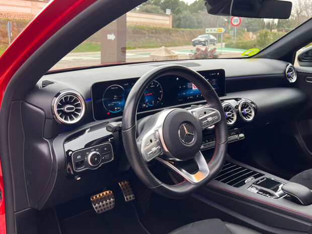 MERCEDES-BENZ Clase A 180 d - Imagen 15