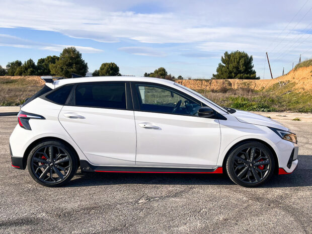 HYUNDAI i20 N 1.6T - Imagen 4