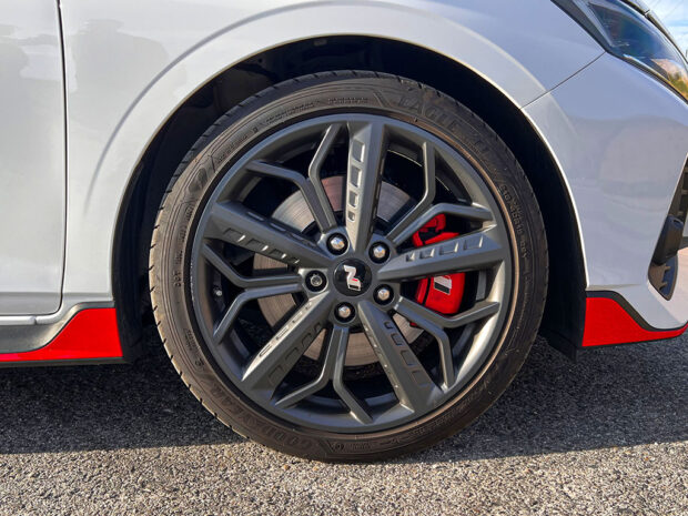 HYUNDAI i20 N 1.6T - Imagen 12