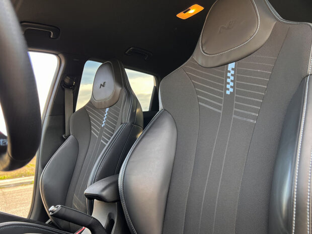 HYUNDAI i20 N 1.6T - Imagen 15