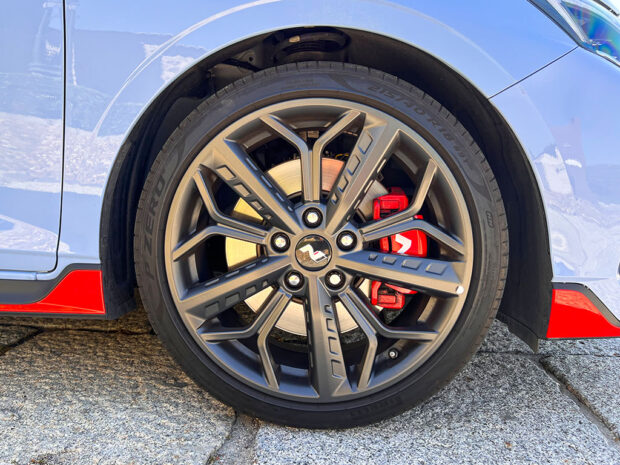 HYUNDAI i20 N 1.6T - Imagen 8