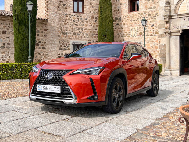 LEXUS UX 2.0 250h Business