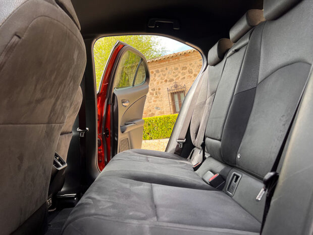LEXUS UX 2.0 250h Business - Imagen 10