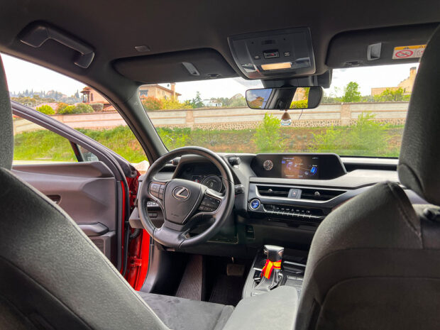 LEXUS UX 2.0 250h Business - Imagen 8