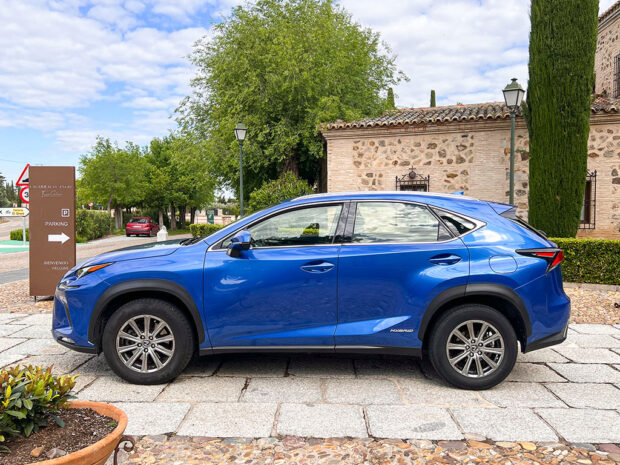 LEXUS NX 2.5 300h Business Navigation 2WD - Imagen 8