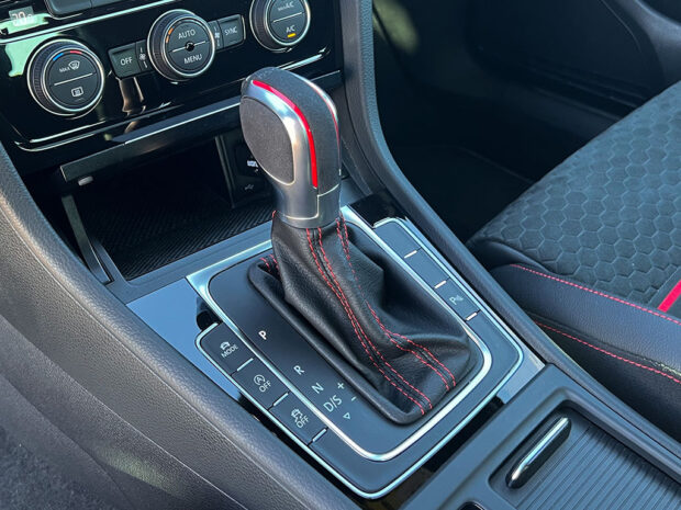 VW Golf GTI Performance 2.0 TSI DSG - Imagen 15