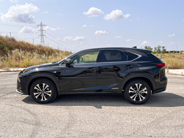 LEXUS NX 2.5 300h F Sport 4WD Panorámico - Imagen 4
