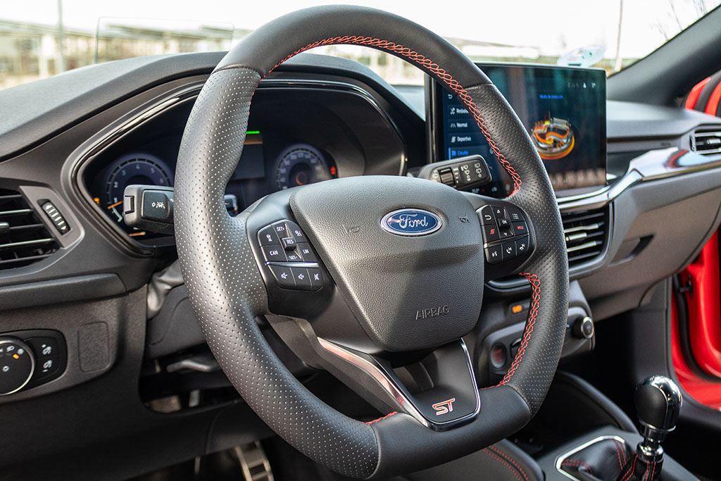 FORD Focus ST 2.3 Ecoboost - Imagen 20