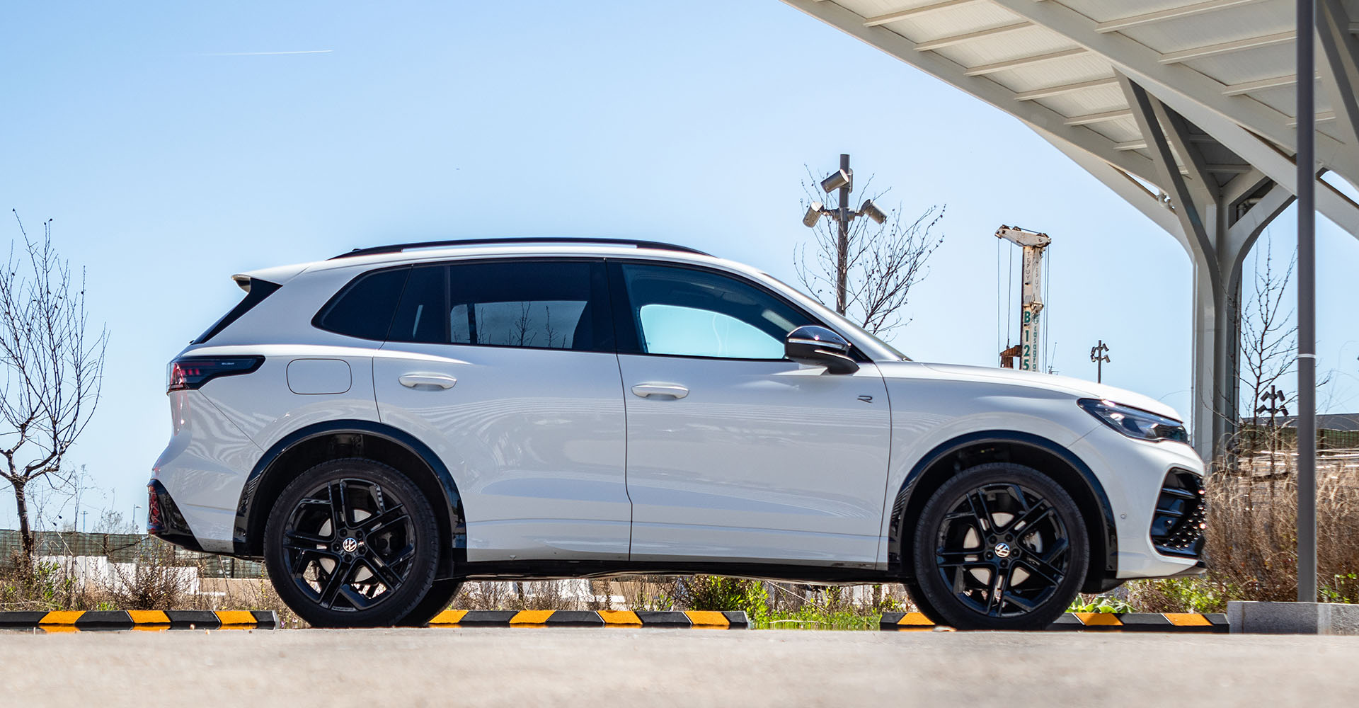 VW Tiguan R Line 1.5 eTSI DSG