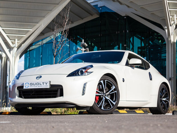 NISSAN 370Z