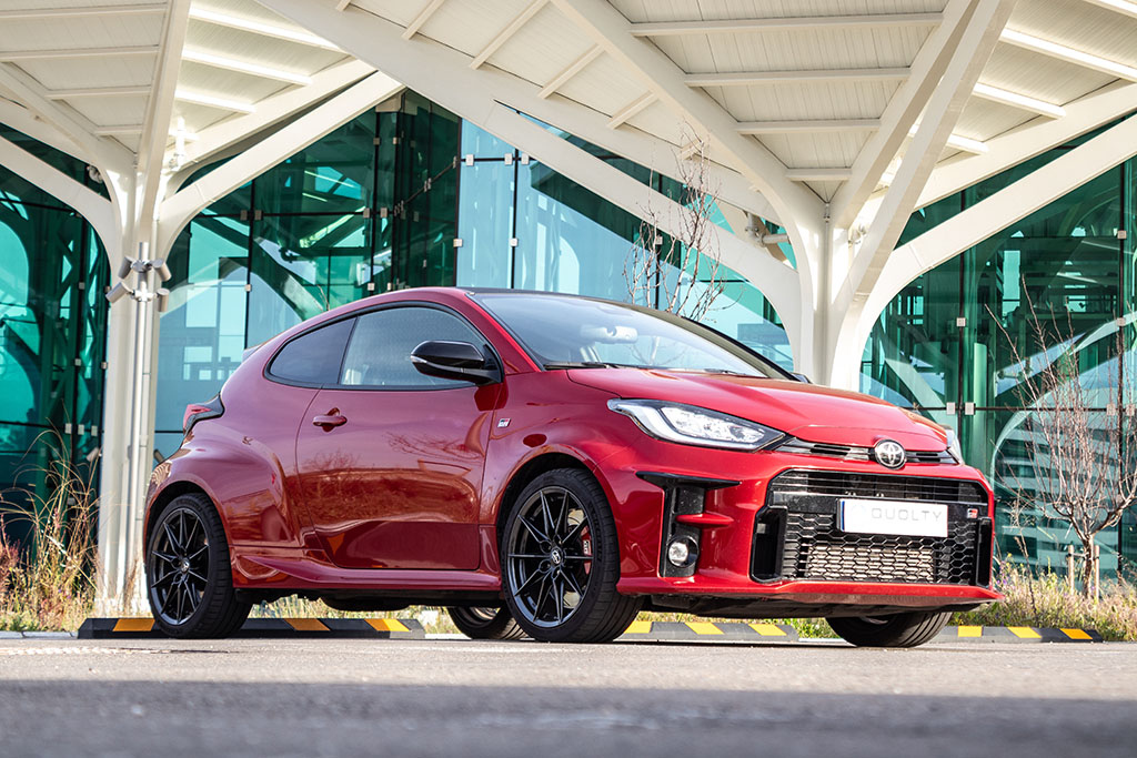 TOYOTA GR Yaris 1.6 RZ Circuit Pack - Imagen 3