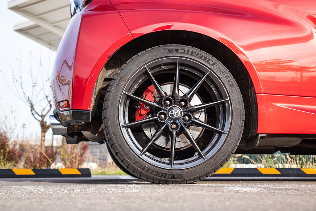 TOYOTA GR Yaris 1.6 RZ Circuit Pack - Imagen 16