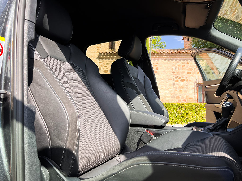 AUDI Q3 Black line 35 TDI S tronic - Imagen 23