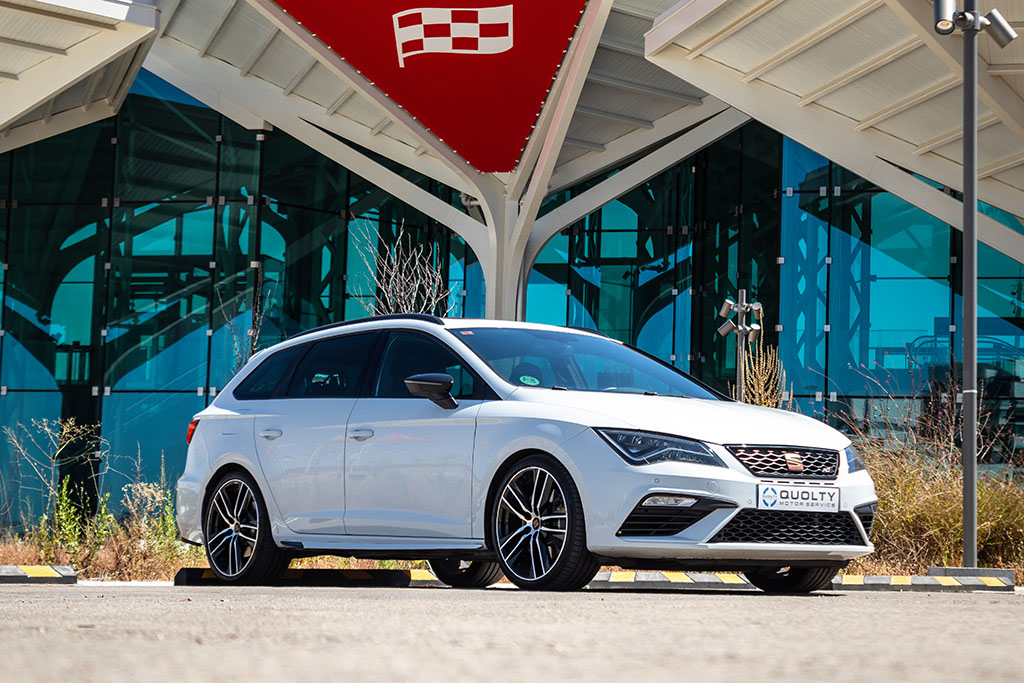 SEAT León Cupra ST 2.0 TSI DSG7 SS - Imagen 3