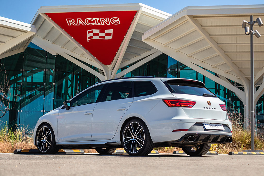 SEAT León Cupra ST 2.0 TSI DSG7 SS - Imagen 7