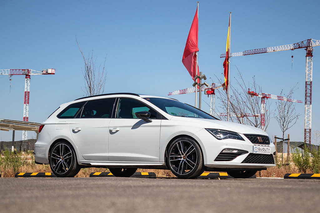 SEAT León Cupra ST 2.0 TSI DSG7 SS - Imagen 9
