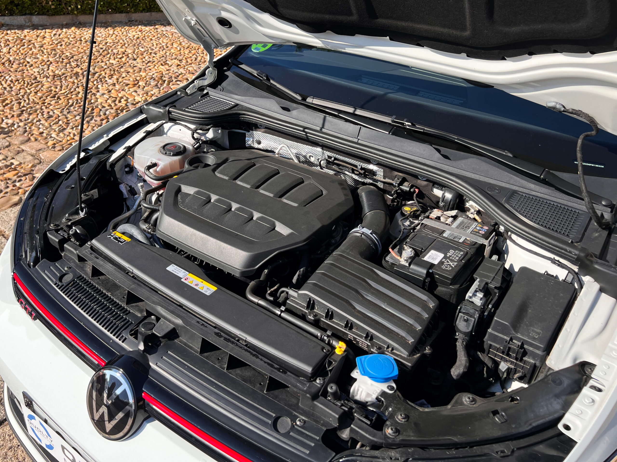 VOLKSWAGEN Golf GTI 2.0 TSI - Imagen 11