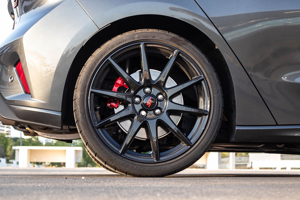 FORD Focus ST 2.3 Ecoboost - Imagen 17