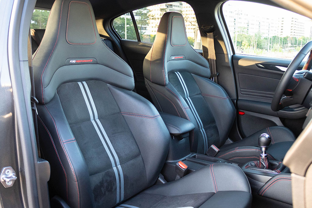 FORD Focus ST 2.3 Ecoboost - Imagen 26