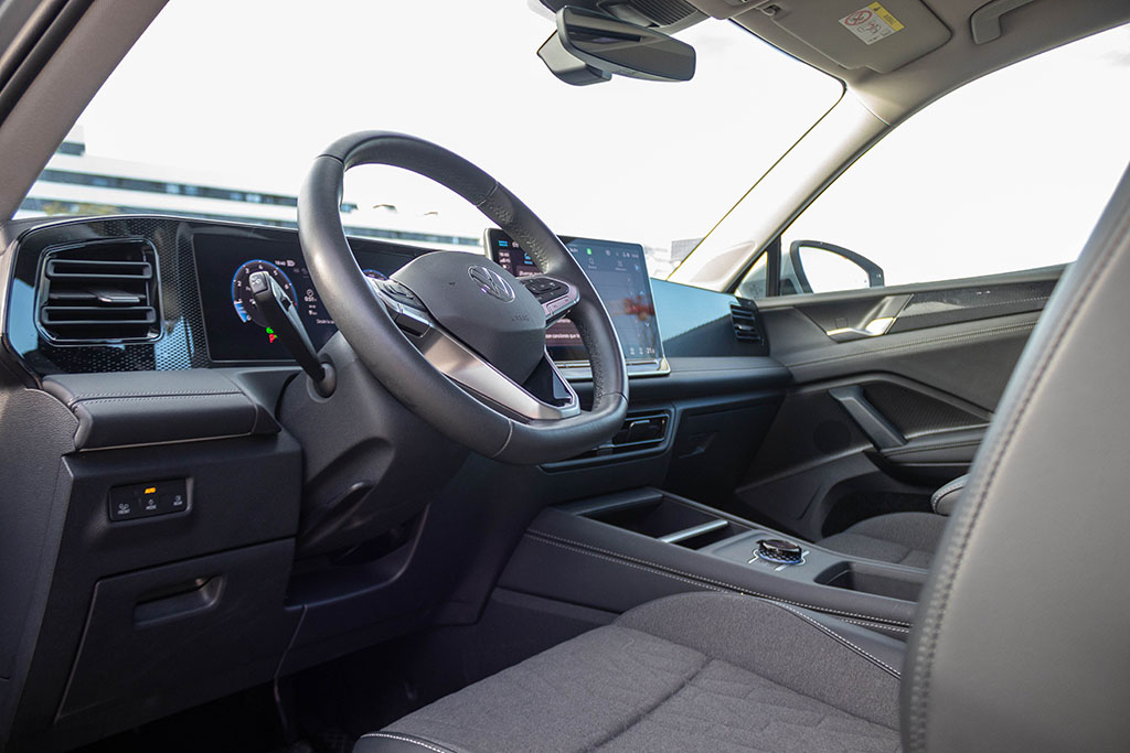 VOLKSWAGEN Tiguan 1.5 eTSI DSG - Imagen 17