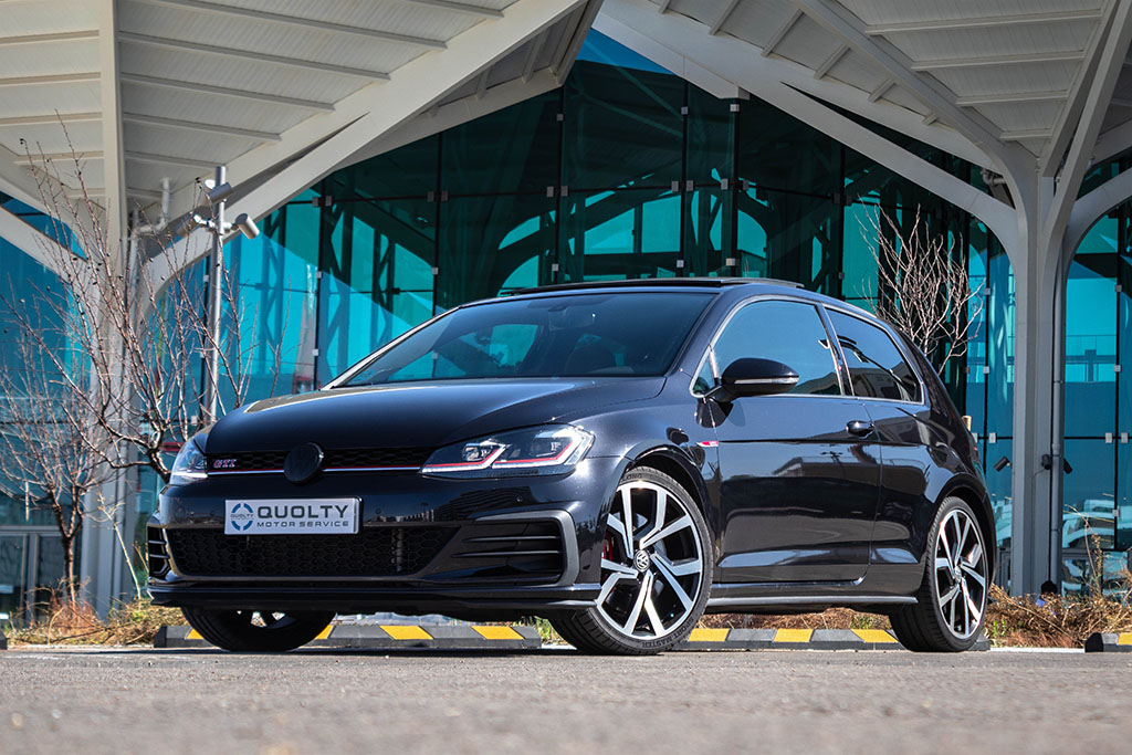 VOLKSWAGEN Golf GTI Performance 2.0 TSI 245CV DSG