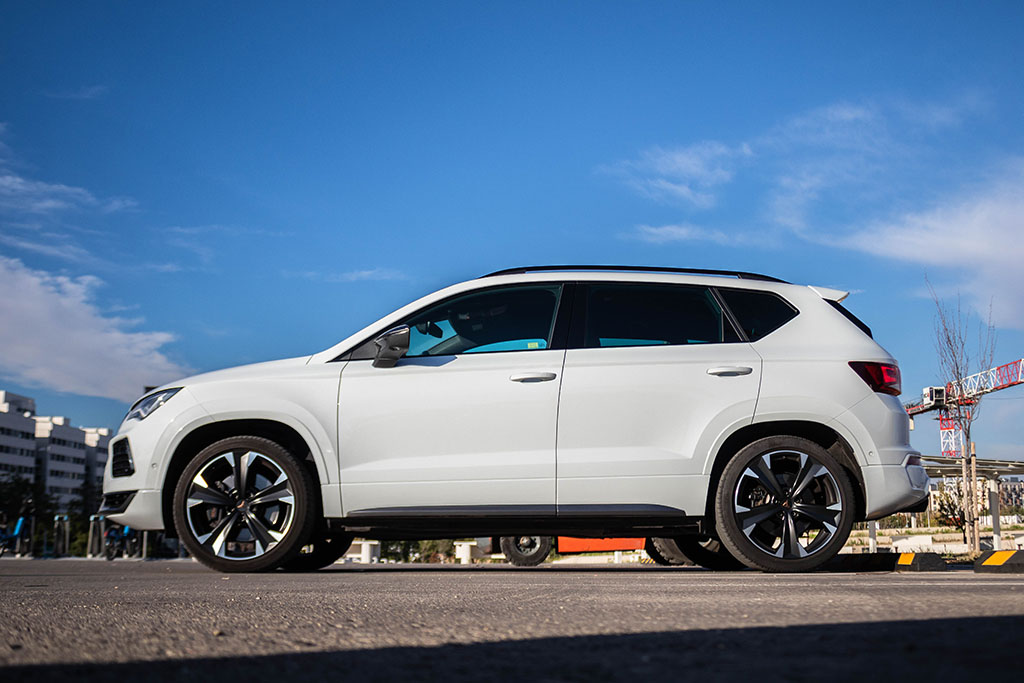 CUPRA Ateca 2.0 TSI 4Drive DSG VZ - Imagen 8