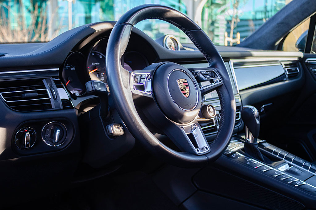 PORSCHE Macan Turbo - Imagen 17