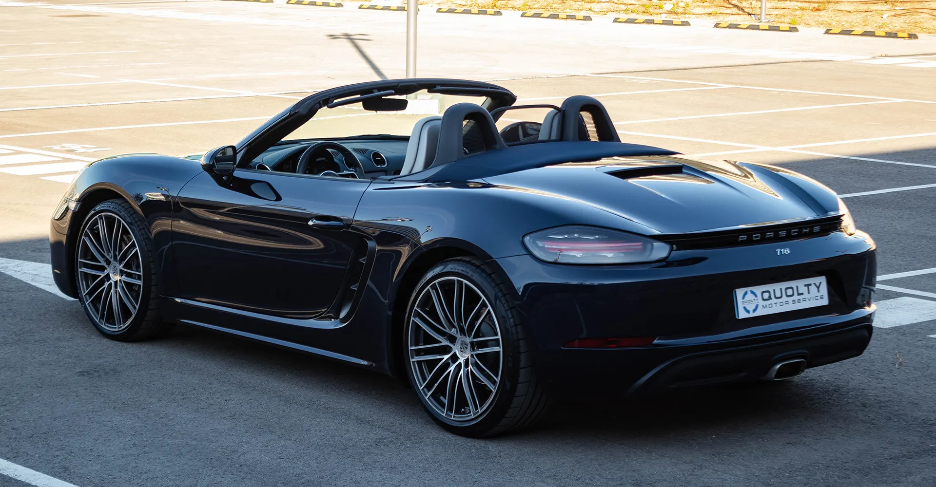PORSCHE 718 Boxster