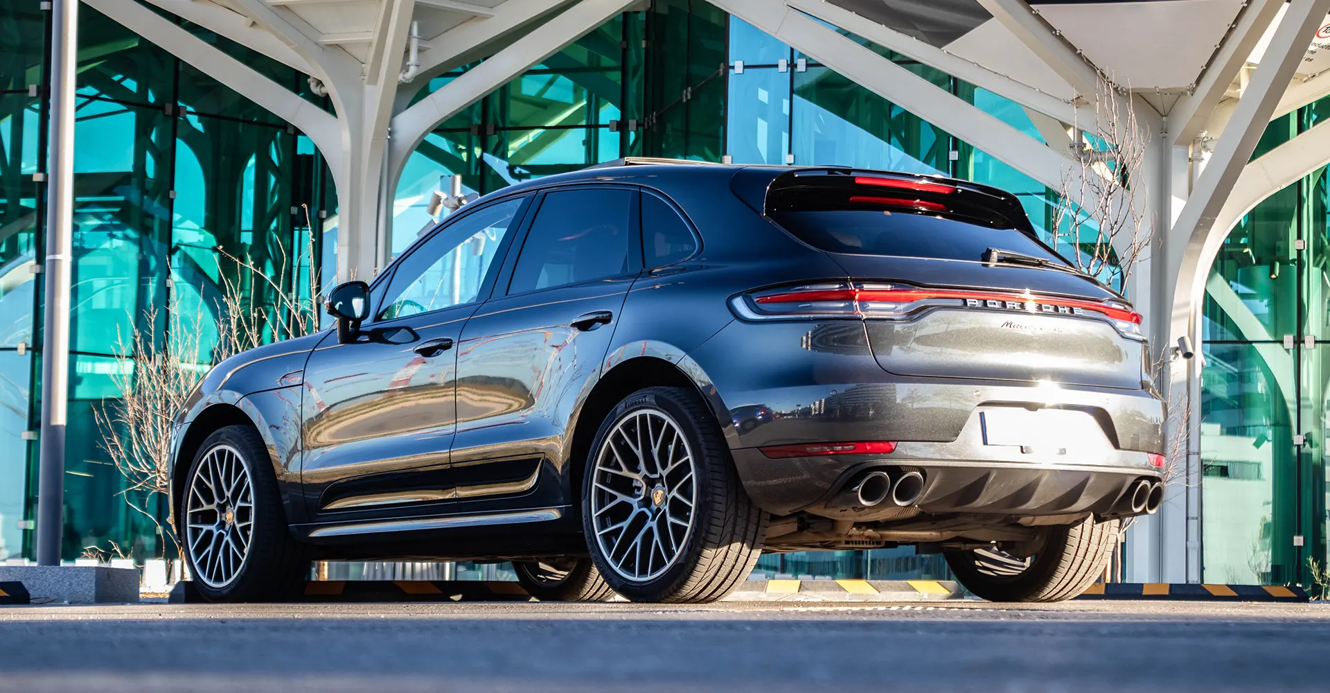 PORSCHE Macan Turbo