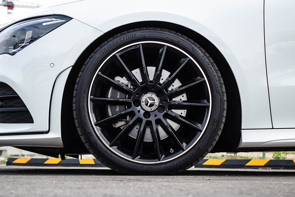 MERCEDES-BENZ CLA 220 D DCT Shooting Brake - Imagen 15