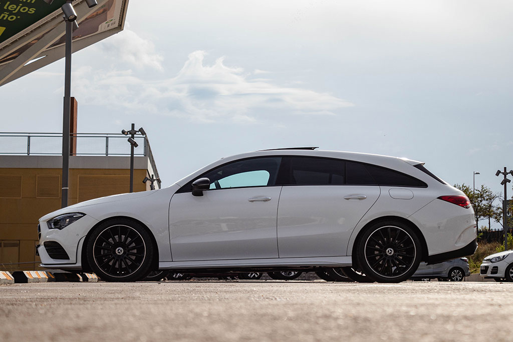 MERCEDES-BENZ CLA 220 D DCT Shooting Brake - Imagen 8