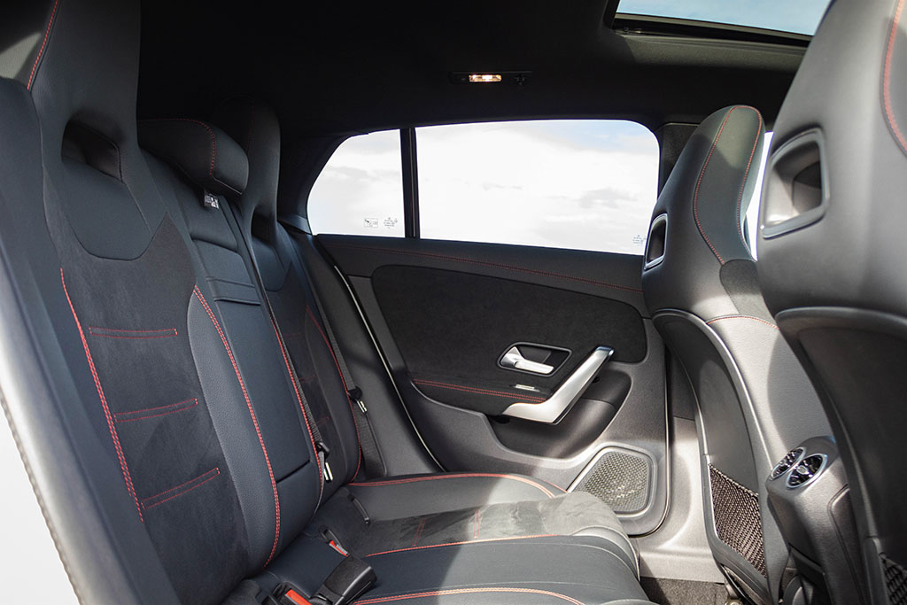 MERCEDES-BENZ CLA 220 D DCT Shooting Brake - Imagen 27
